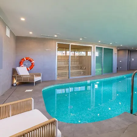 Luxury 3 Bedrooms Large Terrace Or61 By Aora