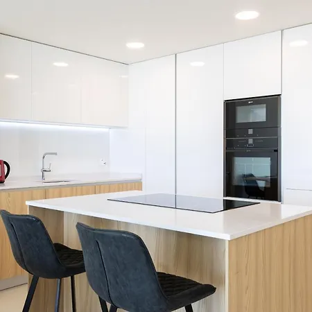 Apartment Luxury 3 Bedrooms Large Terrace Or61 By Aora *