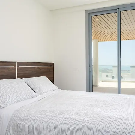 Appartement Luxury 3 Bedrooms Large Terrace Or61 By Aora *